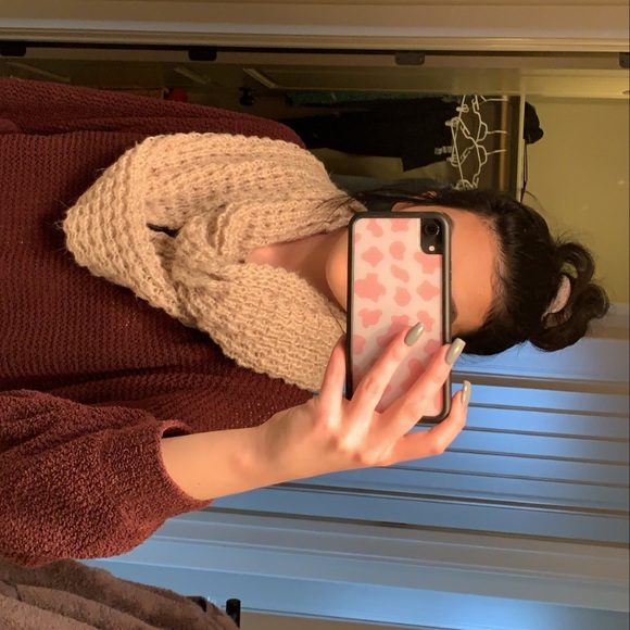 scarf - Picture 2 of 2